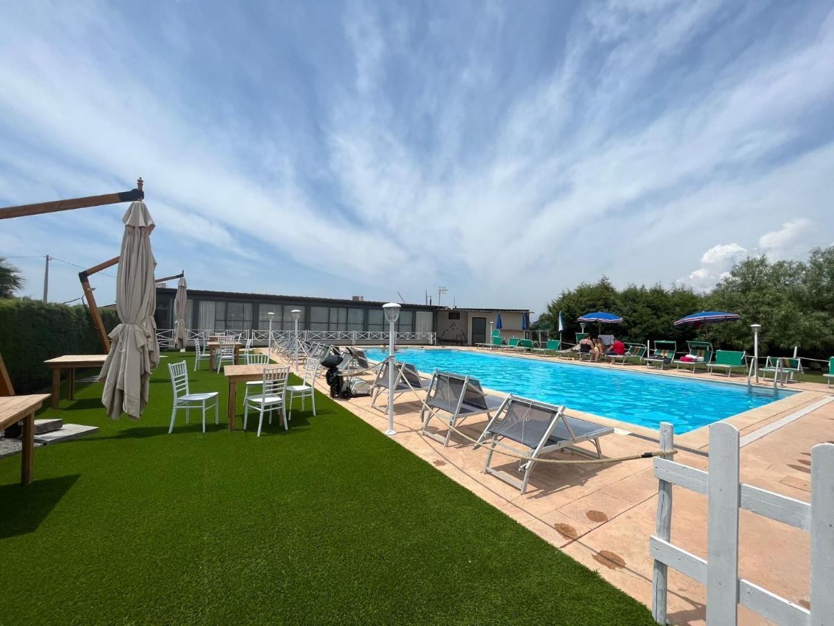 Agriturismo Borgo Baldassarre Villa Cellole Exterior photo