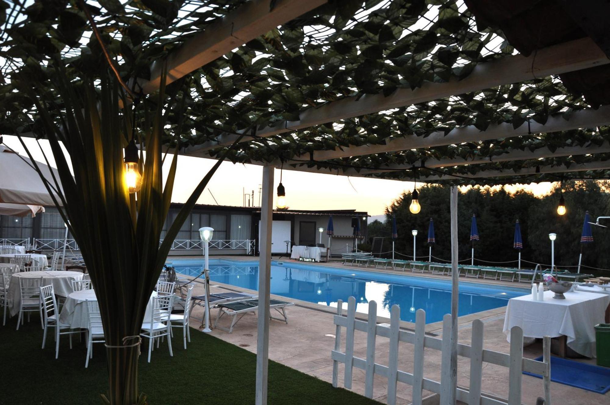 Agriturismo Borgo Baldassarre Villa Cellole Exterior photo